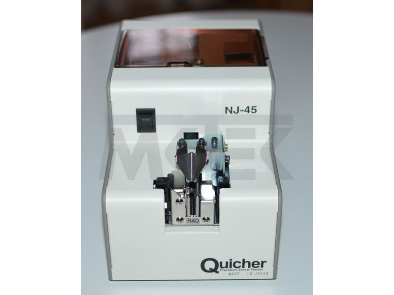 Podávač skrutiek OHTAKE/Quicher NJ45R40